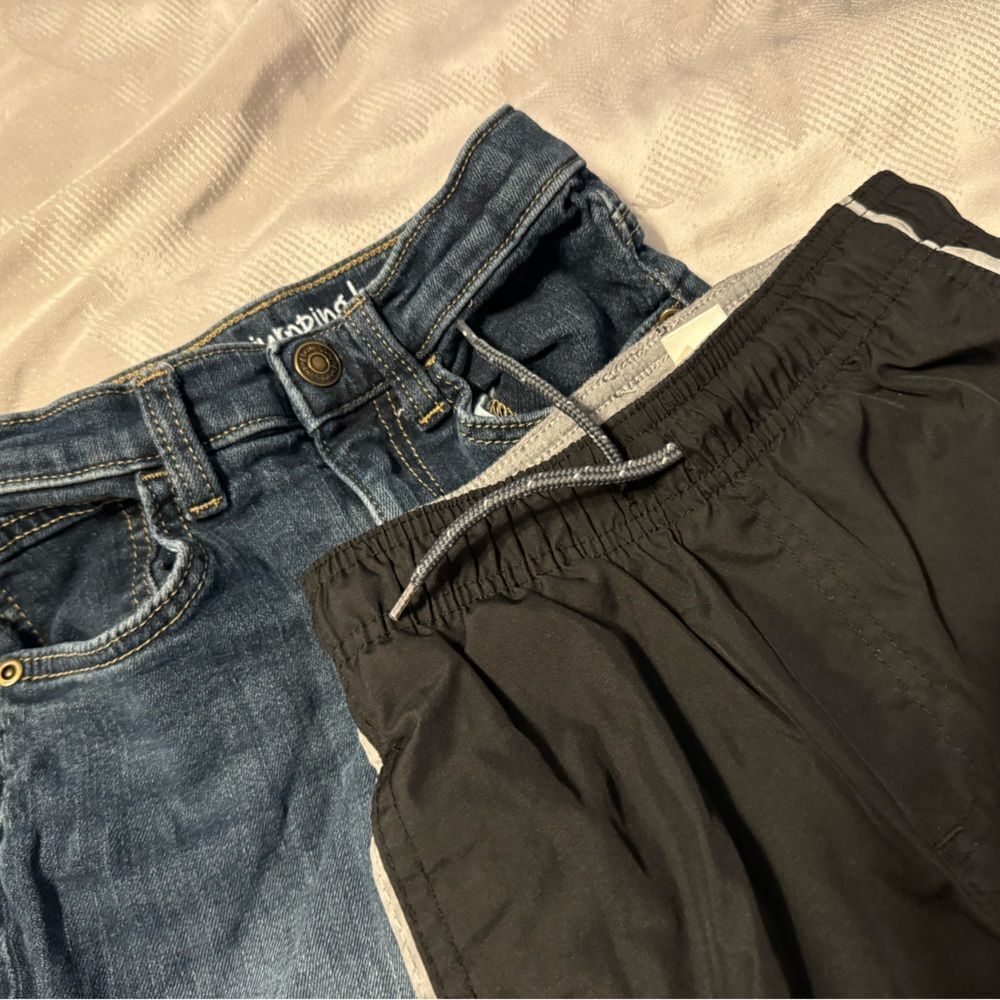 Boys Pair of Pants, Jeans‎ and track pants. Essential. Boys 6 - Picture 10 of 10